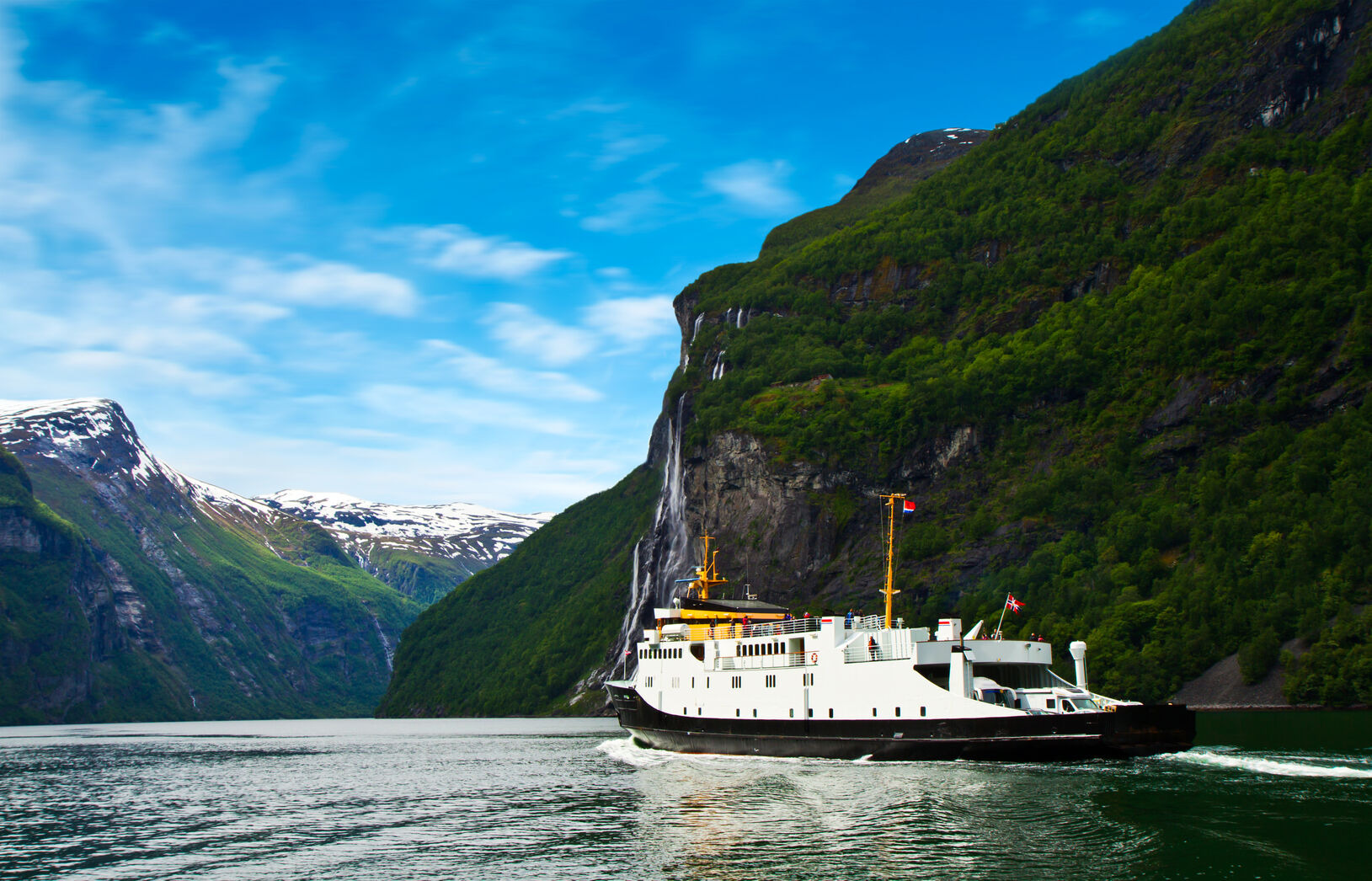 Norwegian Fjords Cruise: Explore Best Destination & Travel Tips